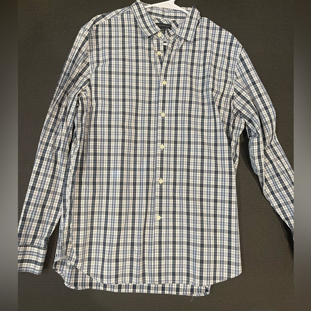 5 shirts Banana Republic Brand size 16-16 1/2 Large all 5 like new